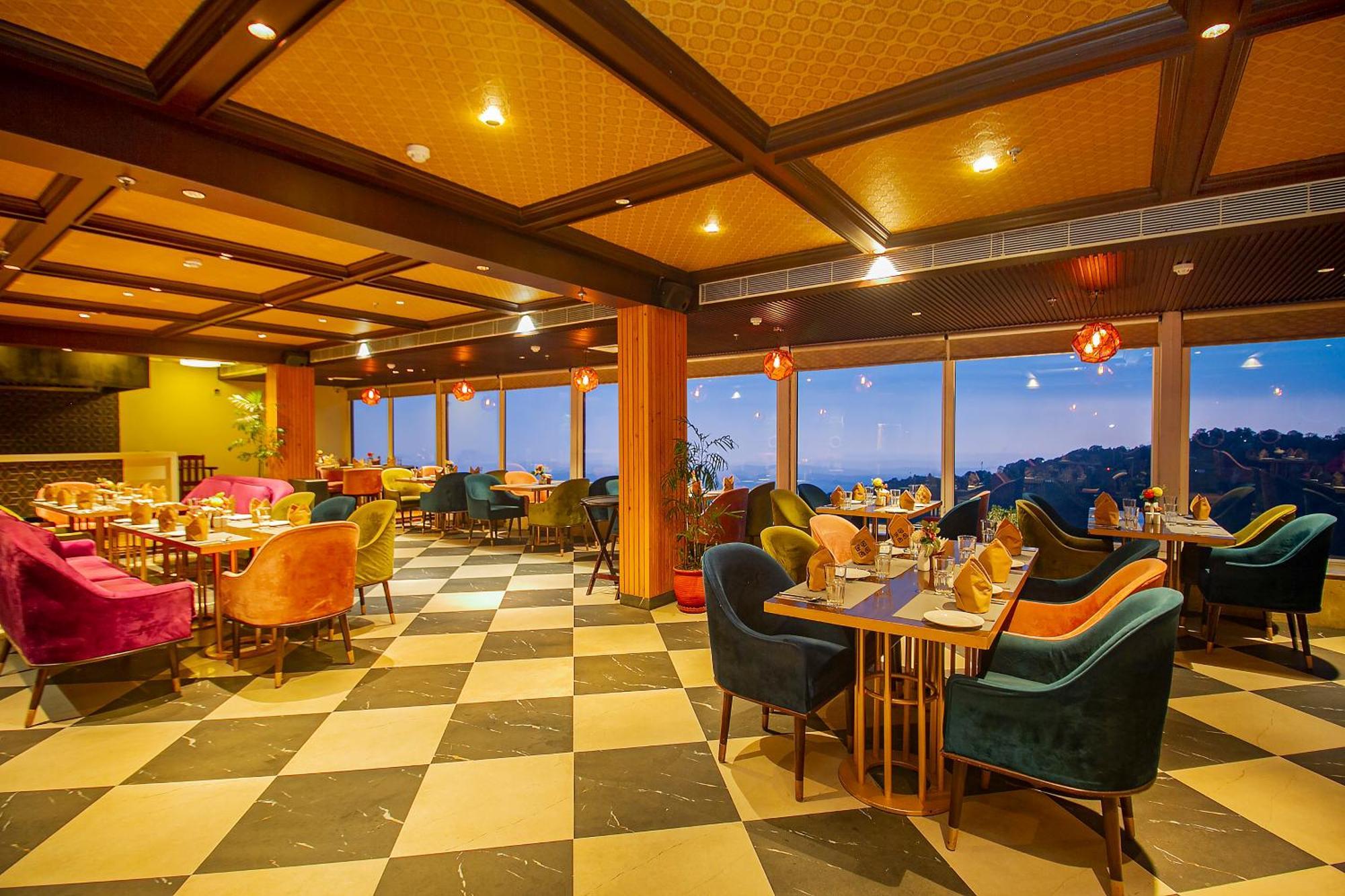 Hotel Amritara Surya, Mcleodganj, Dharamsala Zewnętrze zdjęcie