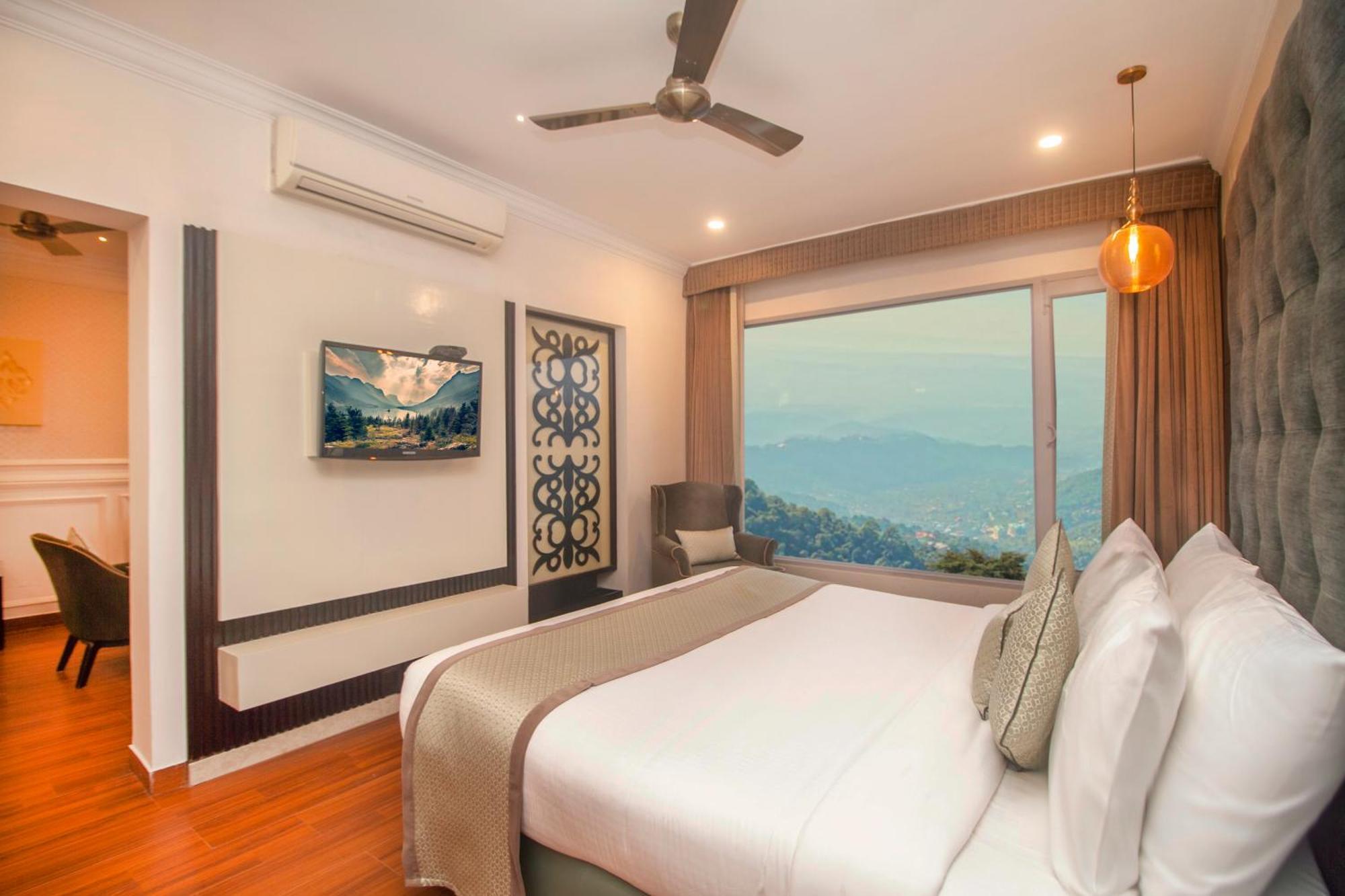Hotel Amritara Surya, Mcleodganj, Dharamsala Zewnętrze zdjęcie